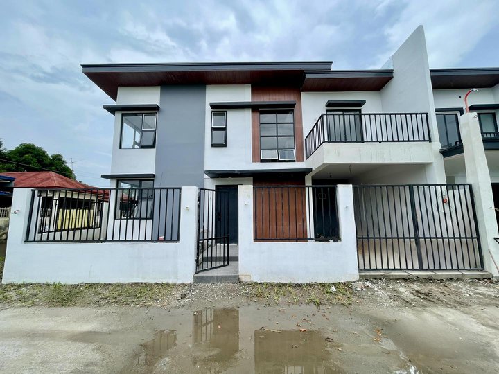 FOR SALE COMMERCIAL PROPERTY IN CITY OF SAN FERNANDO PAMPANGA NEAR MEGAWORLD