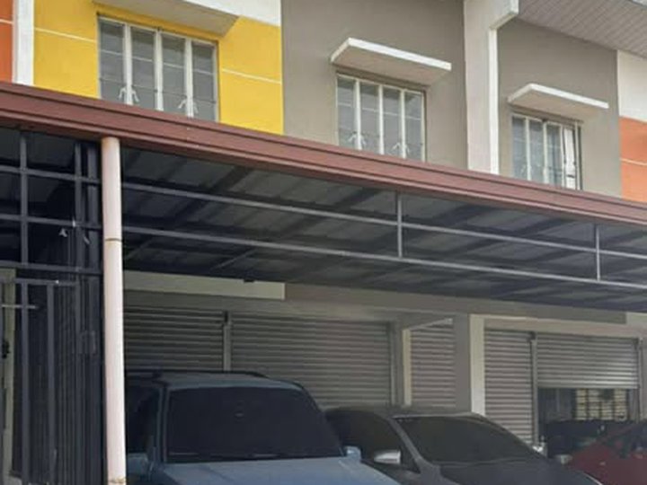 FOR SALE ASSUME BALANCE READY FOR OCCUPANCY SHOPHOUSE IN FIESTA COMMUNITIES IN PAMPANGA