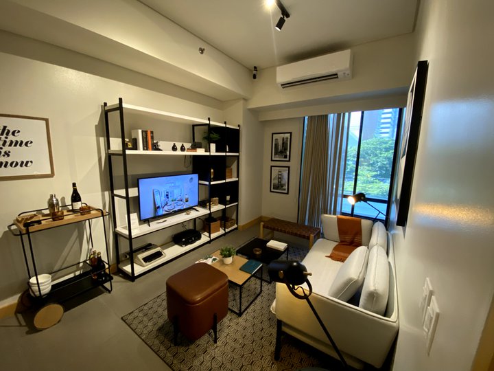 1-Bedroom Condominium For Sale in Cebu Business Park, Ayala Center