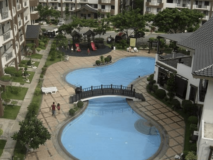 SACRIFICE CONDO SALE BY OWNER COMPARE AT P58K/SQM - MAYFIELD PARK 2BR, 2 BA 49 SQM - MUST SELL