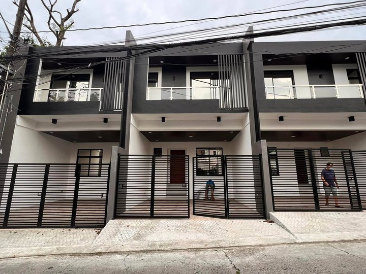 Townhouse in Lower Antipolo near SM Cherry and SM Masinag