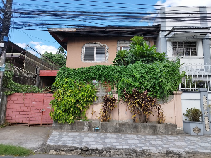Lot For sale with Old house in Visayas Avenue Quezon City PH2888