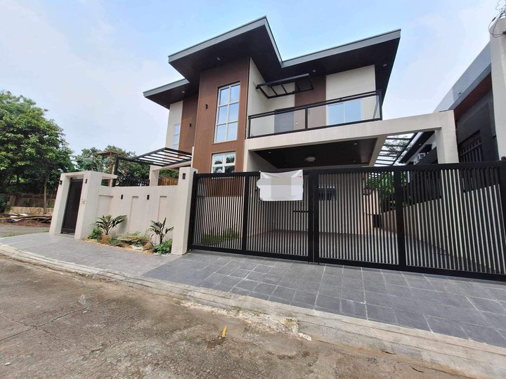 270 sqm House & Lot with Swimming Pool in Filinvest East Along Marcos