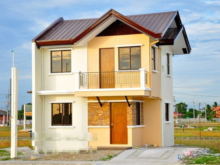 Single attached 3 br house at Antel old price of 4.8M