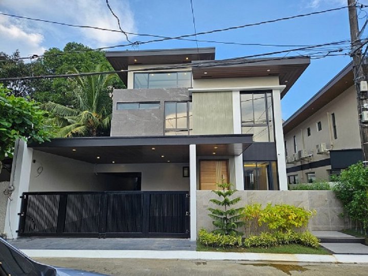 Brand new 5-Bedroom House for Sale in BF Homes Paranaque City