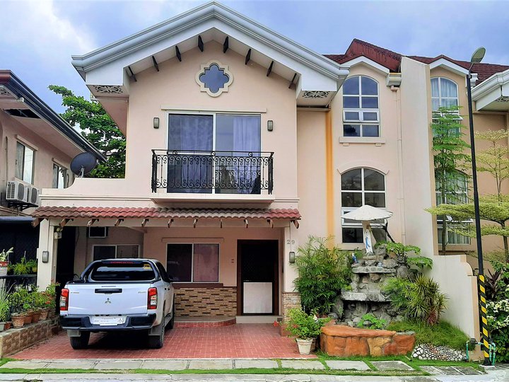 4 Bedroom House and Lot For Sale in Acacia Place Banawa Cebu City