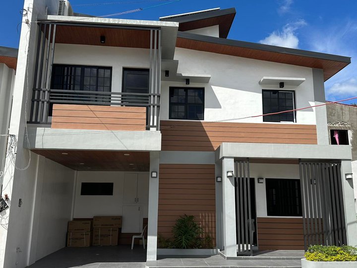 165 sqm House and Lot for Sale in Deparo Caloocan Metro Manila