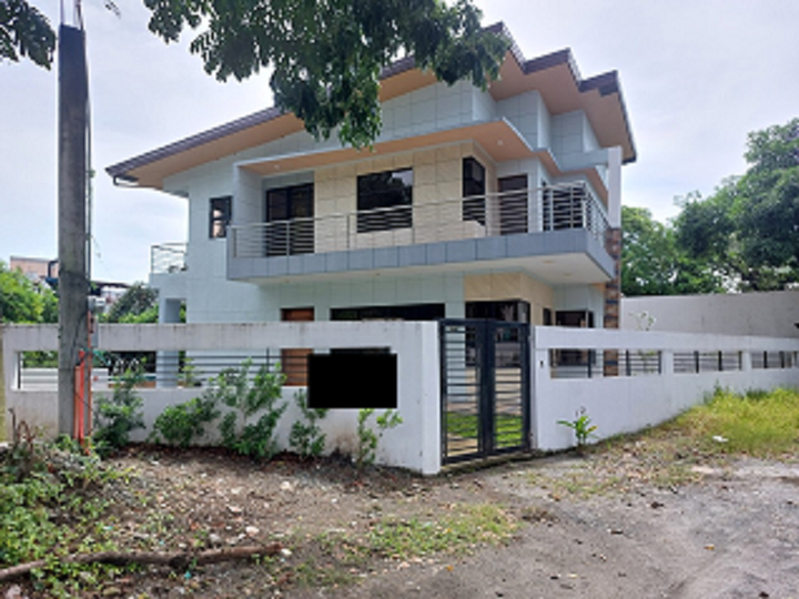 House for Sale in Multinational Village Paranaque City
