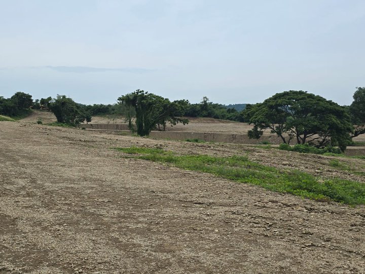 RESIDENTIAL LOT IN LIAN BATANGAS