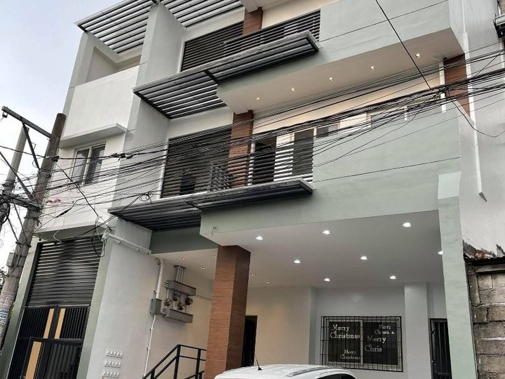 3 Storey Commercial/Rental Property for Sale in Pag Asa Quezon City