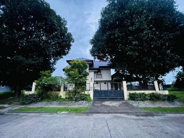 FOR SALE PRE OWNED HOUSE IN PAMPANGA NEAR NLEX, CLARK AND TIPCO