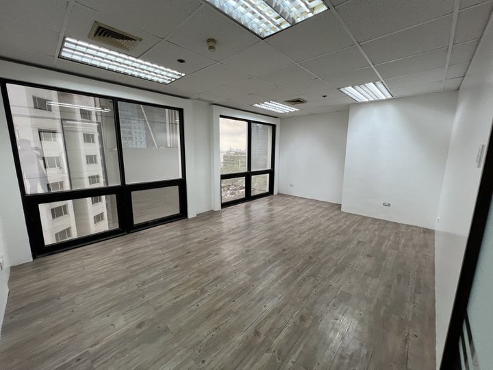 Pre-Owned 109 sqm Office Space For Sale in Pasig