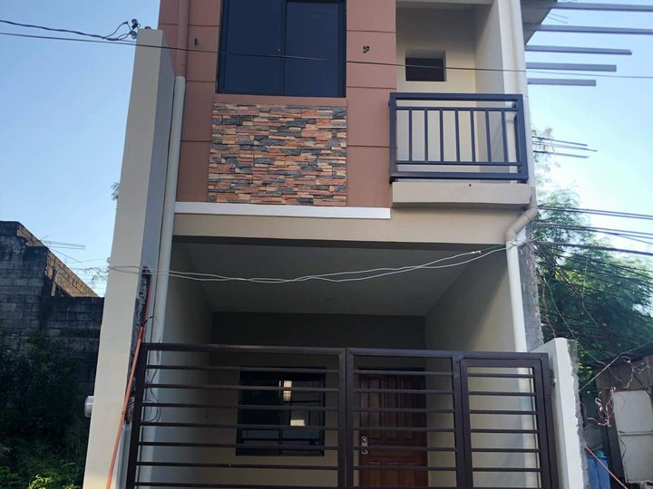 2 Storey RFO Townhouse For sale in North Olympus Quezon City PH2867