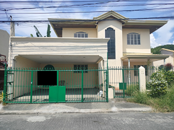 House for Sale in BF Homes Paranaque City