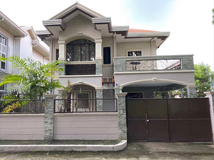 FOR SALE TWO STOREY HOUSE IN ANGELES CITY NEAR MARQUEE MALL, LANDERS AND NLEX ANGELES TOLL