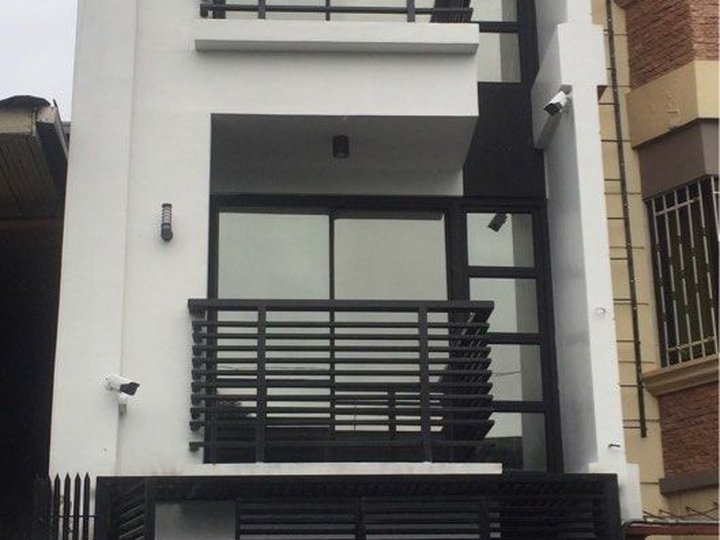3-Storey with 3BR Townhouse for Sale in  Caloocan City