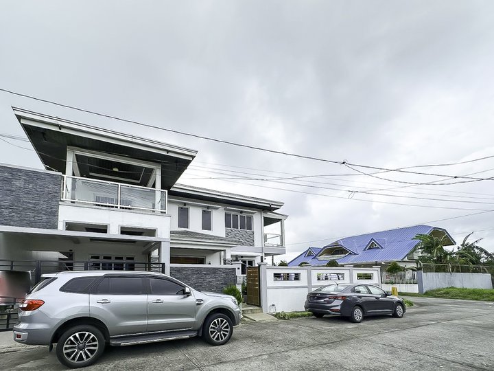 Tagaytay Country Homes 3 , 5 Bedroom House and Lot for Sale in Cavite