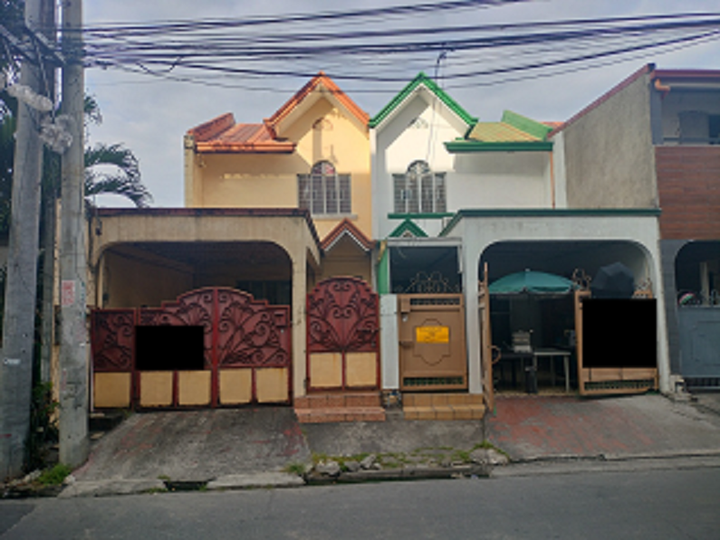 Duplex type unit for Sale in UPS 5 Sucat Road Paranaque City