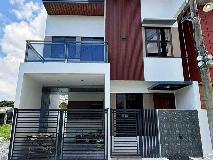 FOR SALE NEWLY BUILT TWO STOREY MODERN RESIDENTIAL HOUSE AND LOT IN PAMPANGA NEAR SM PAMPANGA