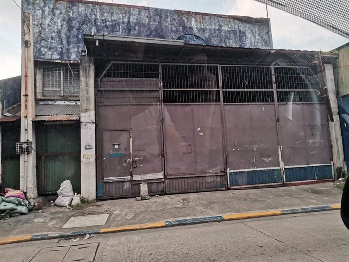 WAREHOUSE FOR SALE IN MANDALUYONG