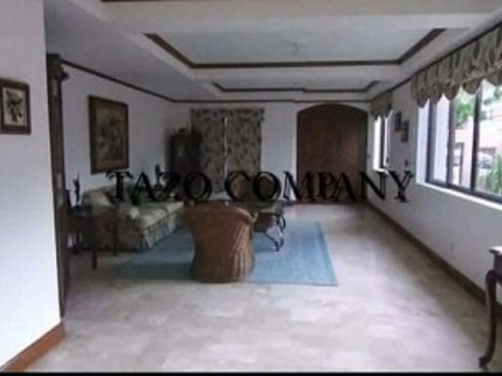 6-Bedroom House for Sale in Merville Park Village Paranaque City
