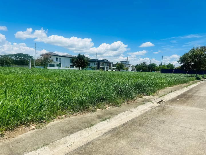 210sqm Residential lot for Sale in The Sonoma Sta Rosa City Laguna