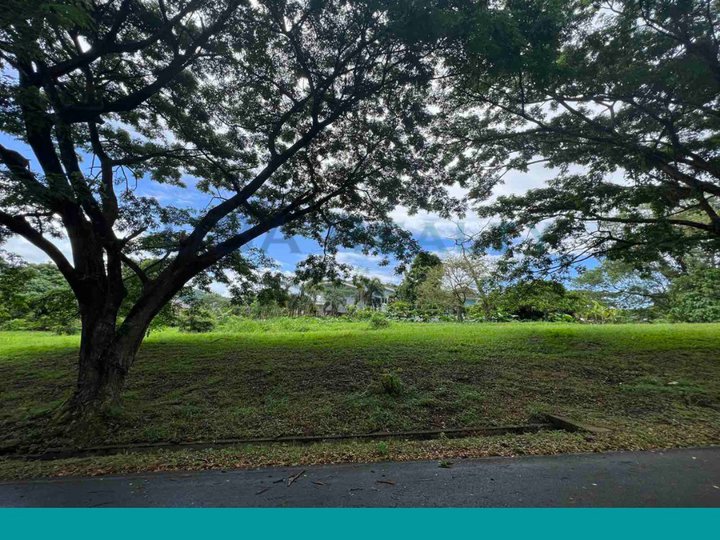 750 sqm Vacant Lot For Sale in Plantation Hills Tagaytay City