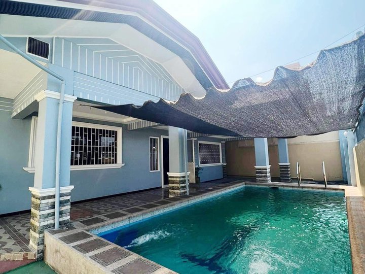 FOR SALE BUNGALOW HOUSE VILLA IN ANGELES CITY NEAR ROBINSON
