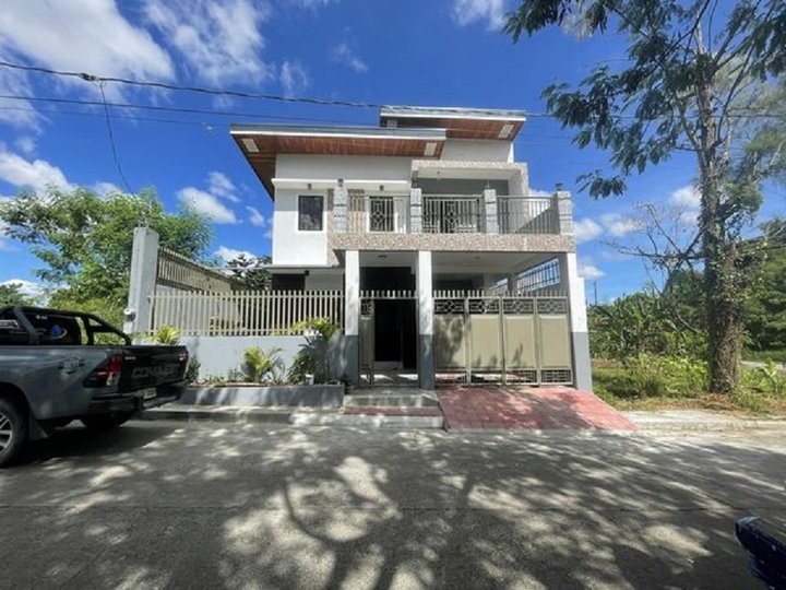 House for Sale in Southfields Exec Village Aguinaldo Highway Dasmarinas Cavite