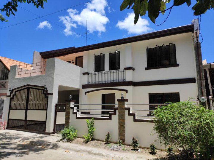 PAG-IBIG 4-Bedroom House For Sale in General Trias Cavite