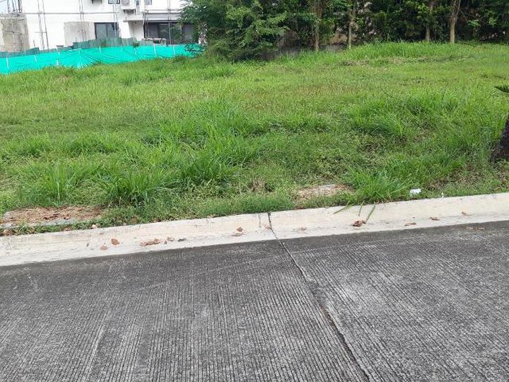 370sqm Residential lot for Sale in Portofino Heights Daang-Hari Las Pinas City