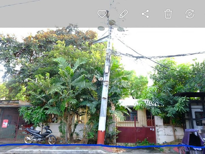 House and Lot for Sale in Proj 2, Quezon city