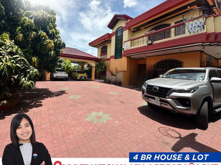 4 bedroom House and lot For Sale in Multinational Village Paranaque
