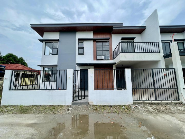 FOR SALE BRAND NEW MODERN HOUSE IN PAMPANGA BESIDE AMAIA SCAPES NEAR MARQUEE