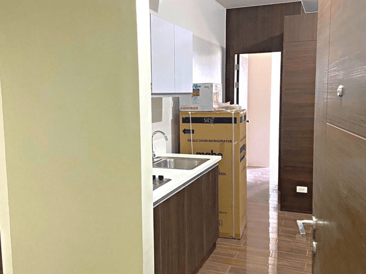 Semi-Furnished 2Bedroom Unit For Lease At SMDC Air Residences
