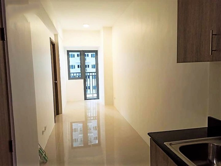 Condo Unit For Rent - 29th Floor Tower 2 at Fame Residences