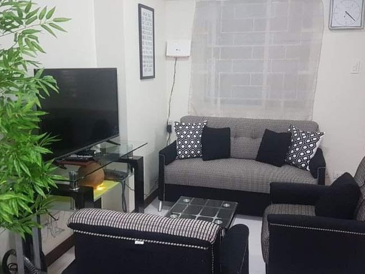 56.00 sqm 2-bedroom Condo For Rent in Quezon City / QC Metro Manila