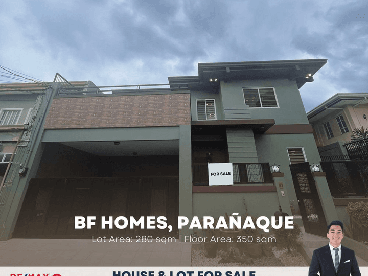 Well maintained 5-bedroom Single Detached House For Sale in Paranaque @ 34M