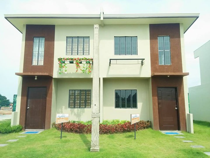 Angelique Townhouse in Lumina Quezon with 2 br