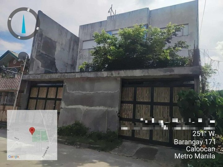 Foreclosed 5-bedroom Single Attached House For Sale in Caloocan