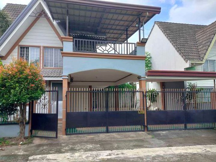 FOR SALE/RENT TWO STOREY HOUSE IN ANGELES CITY NEAR CLARK, FRIENDSHIP AND KOREAN TOWN