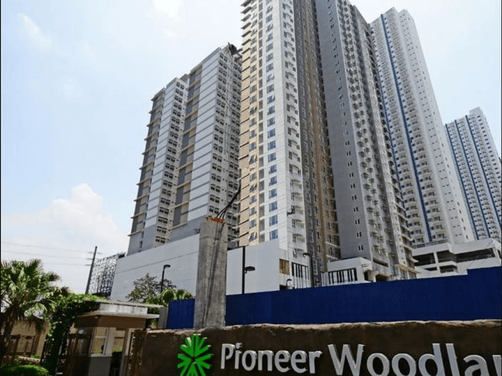 PIONEER WOODLANDS - TOWER 1 BARANGKA ILAYA, MANDALUYONG CITY