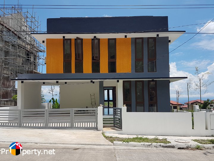 4 Bedroom Single Detached House For Sale in Talisay Cebu