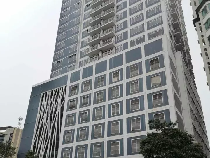 Foreclosed 85.00 sqm 2-bedroom Residential Condo For Sale in Cebu City