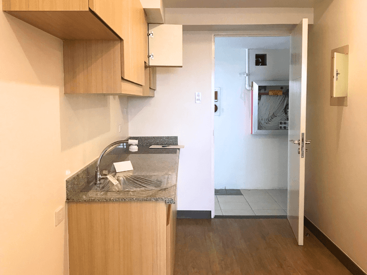 Vibrant 1 Bedroom Unit For Rent in North Tower, Infina Towers, Quezon City