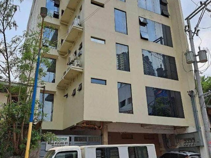 6th Storey Office Building for Sale in Mandaluyong City