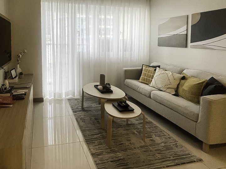 2 Bedroom Corner Condo Unit for Rent in Madison Park West, BGC, Taguig City