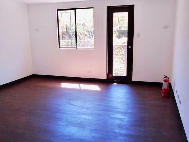 Studio/Bare Type Condo Unit For Sale Condominiums and Apartments in