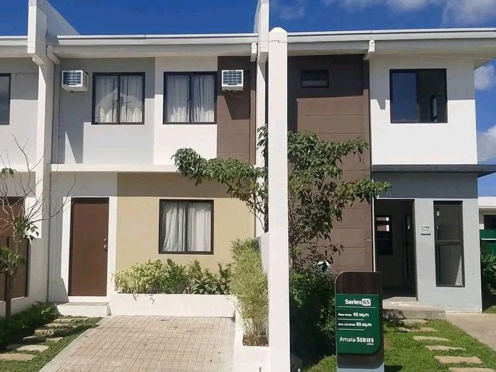 3 BR Townhouse End Unit For Sale in Amaia Series Nuvali Calamba Laguna