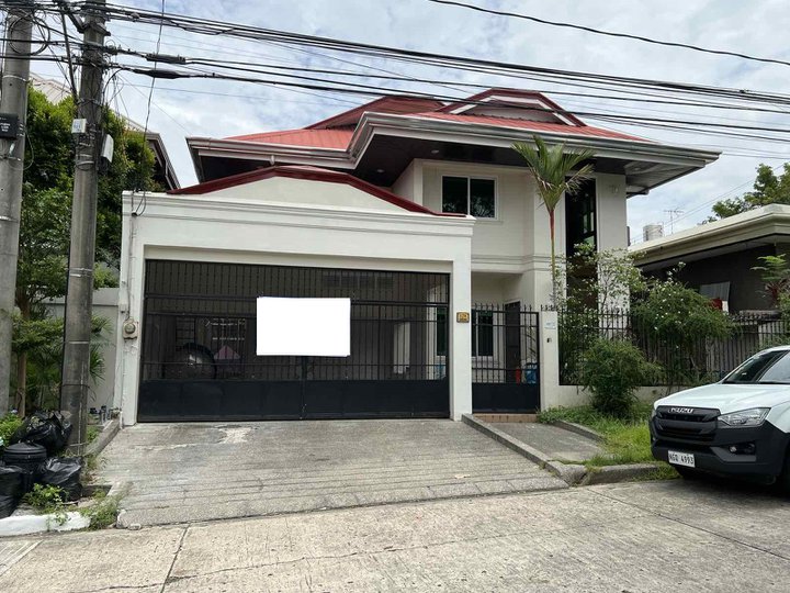 For Rent Four Bedroom House @ Tahanan Village Paranaque